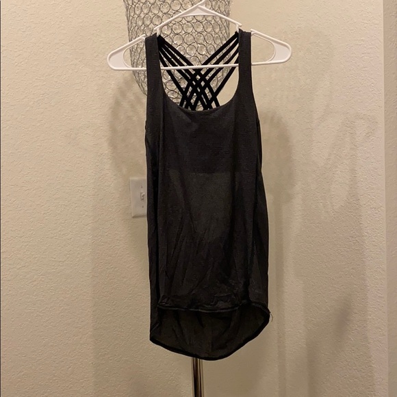 LuluLemon Top - Picture 1 of 3